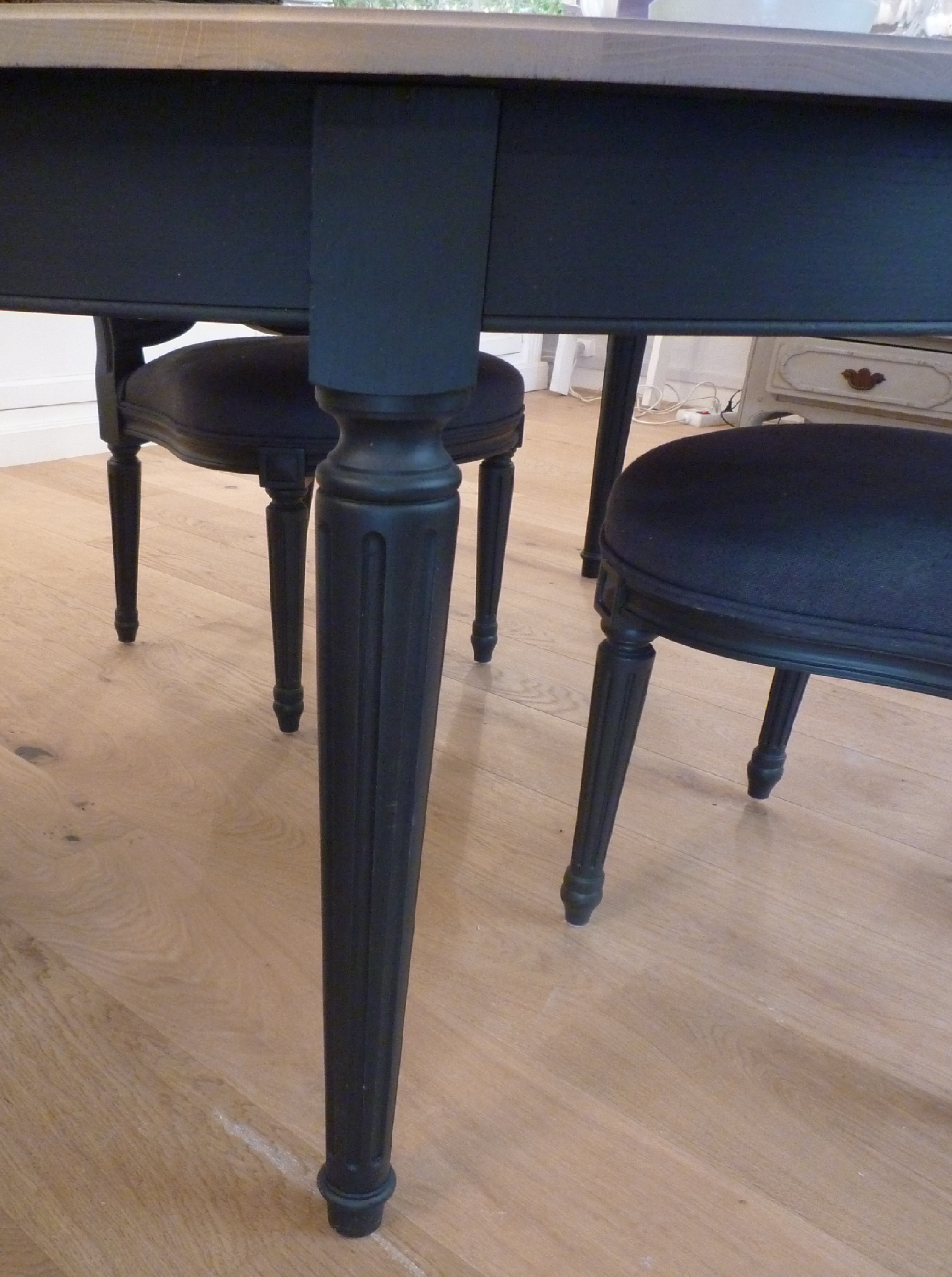 table_haussmann_pieds_noirs_villaetdemeure
