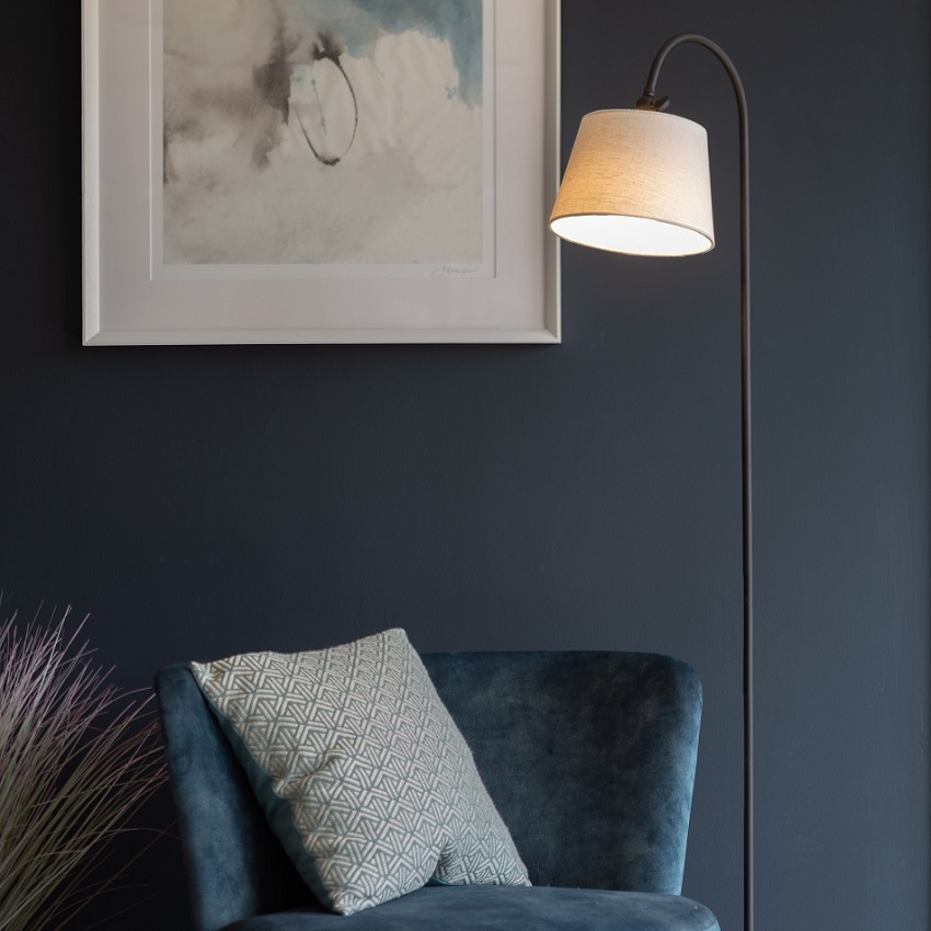 lampadaire_courbe_noir