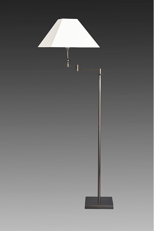 lampadaire_noir_mat_bras_articule_base_carre