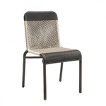 chaise_jardin_plastique_noir_blanc