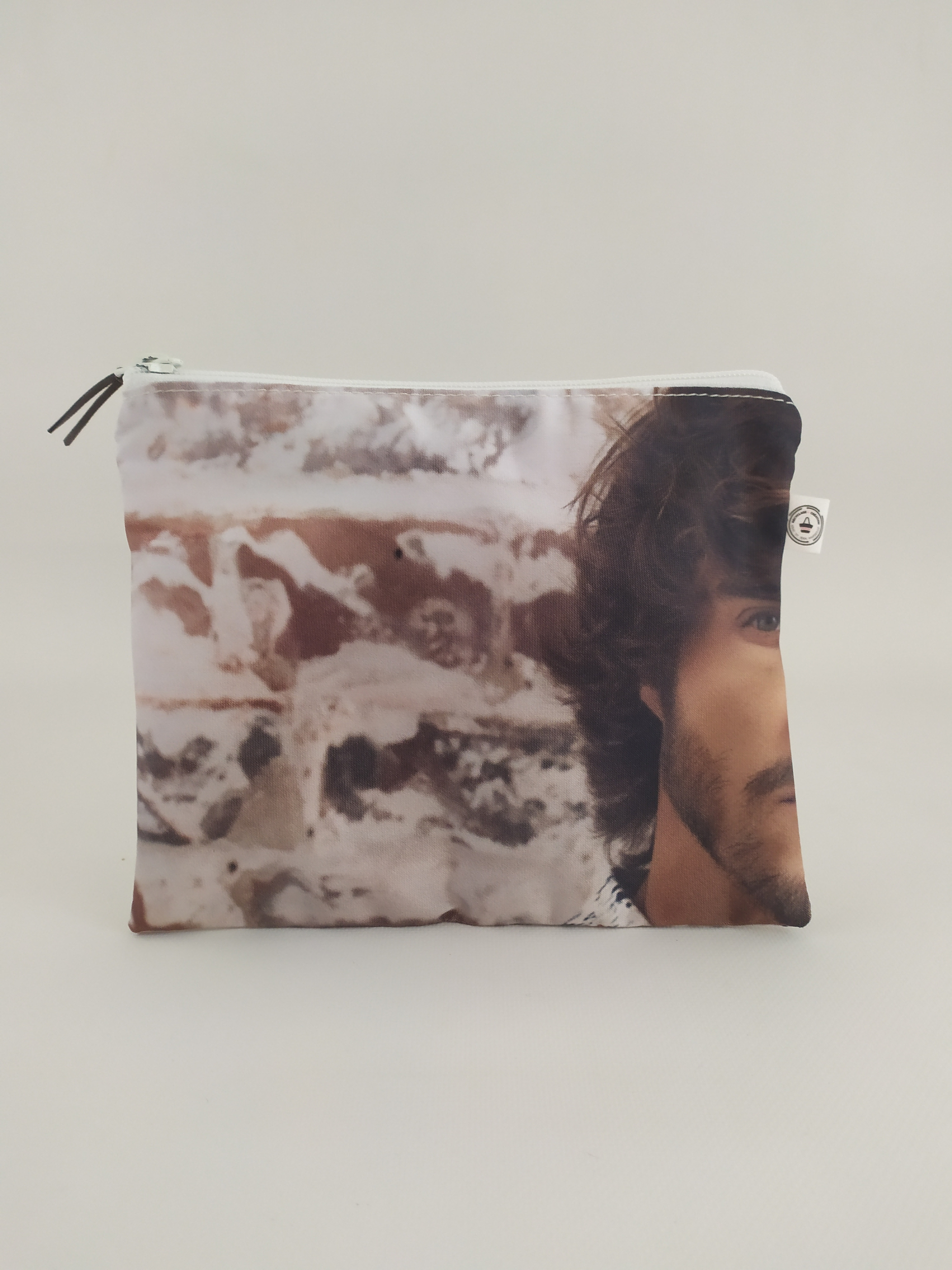 Trousse plate 62