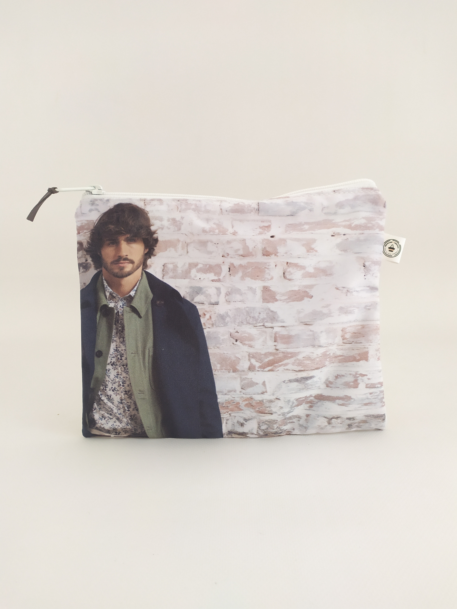Trousse plate 63