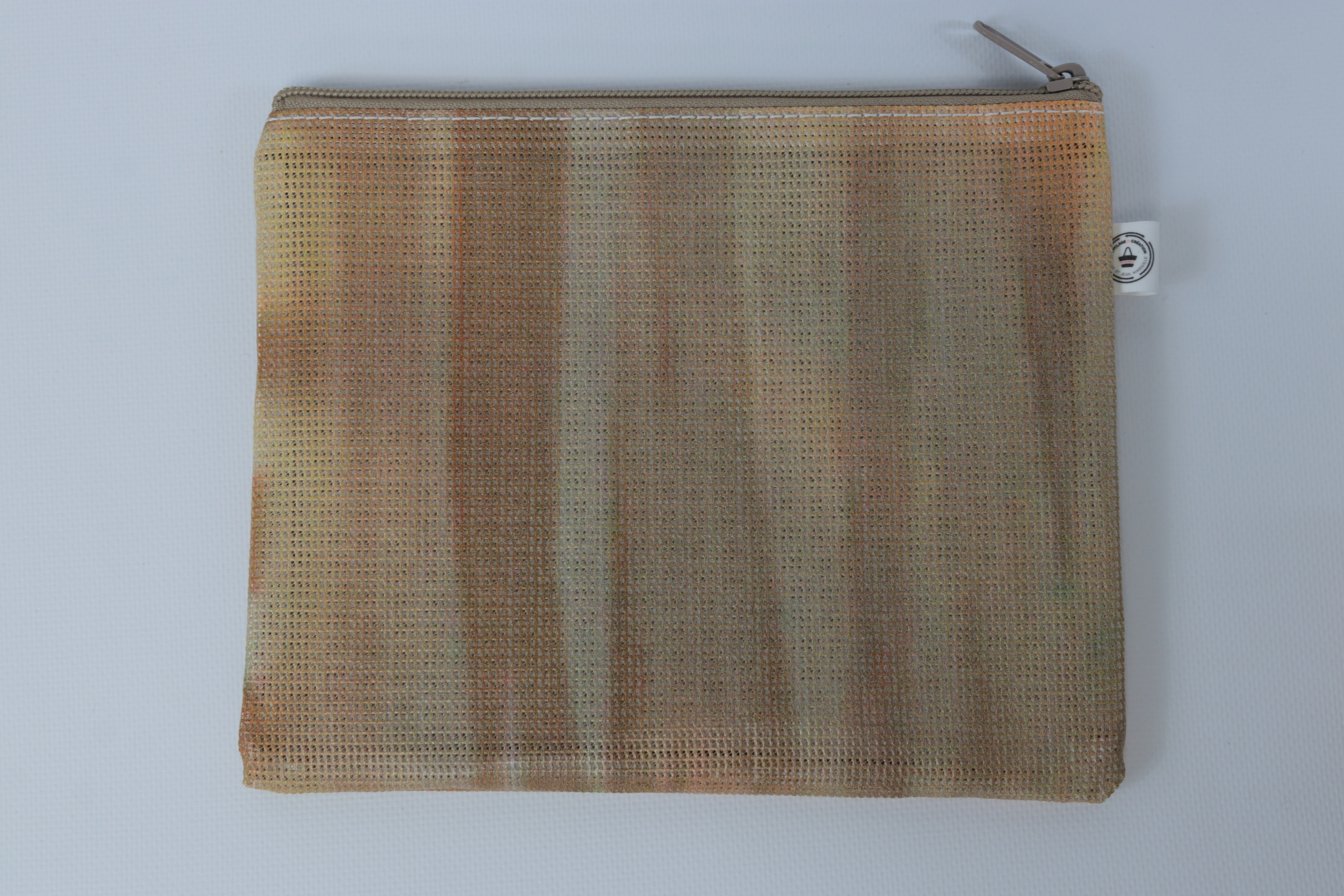 Trousse plate 76