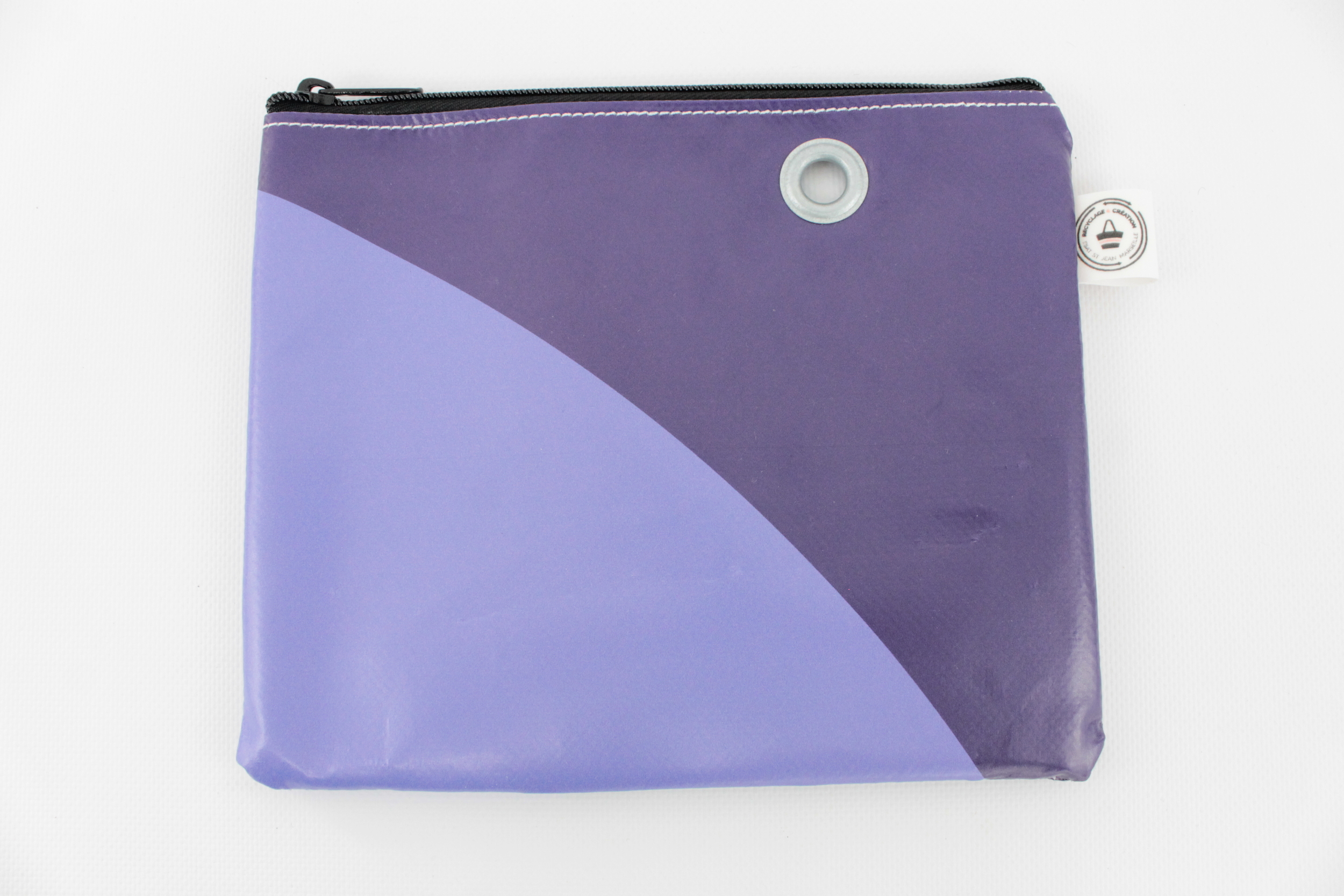Trousse plate 102