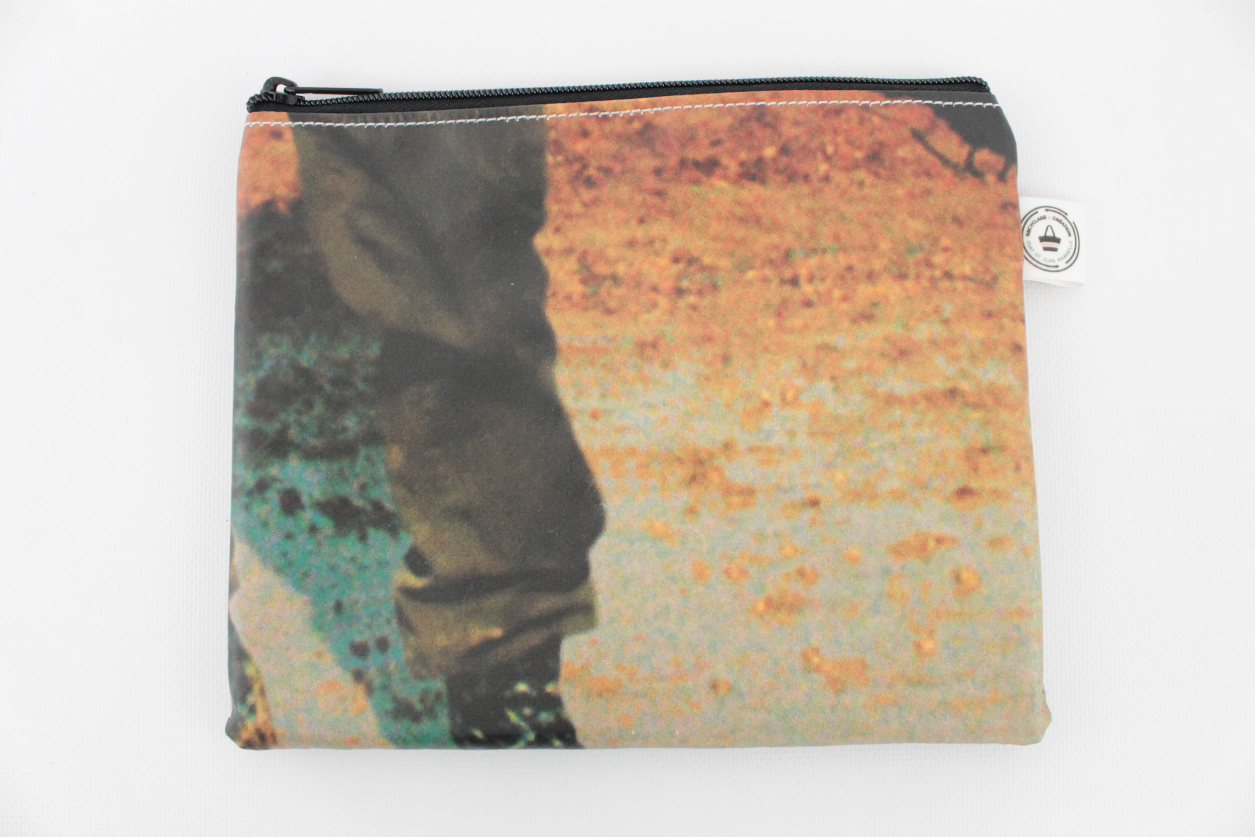 Trousse plate 107