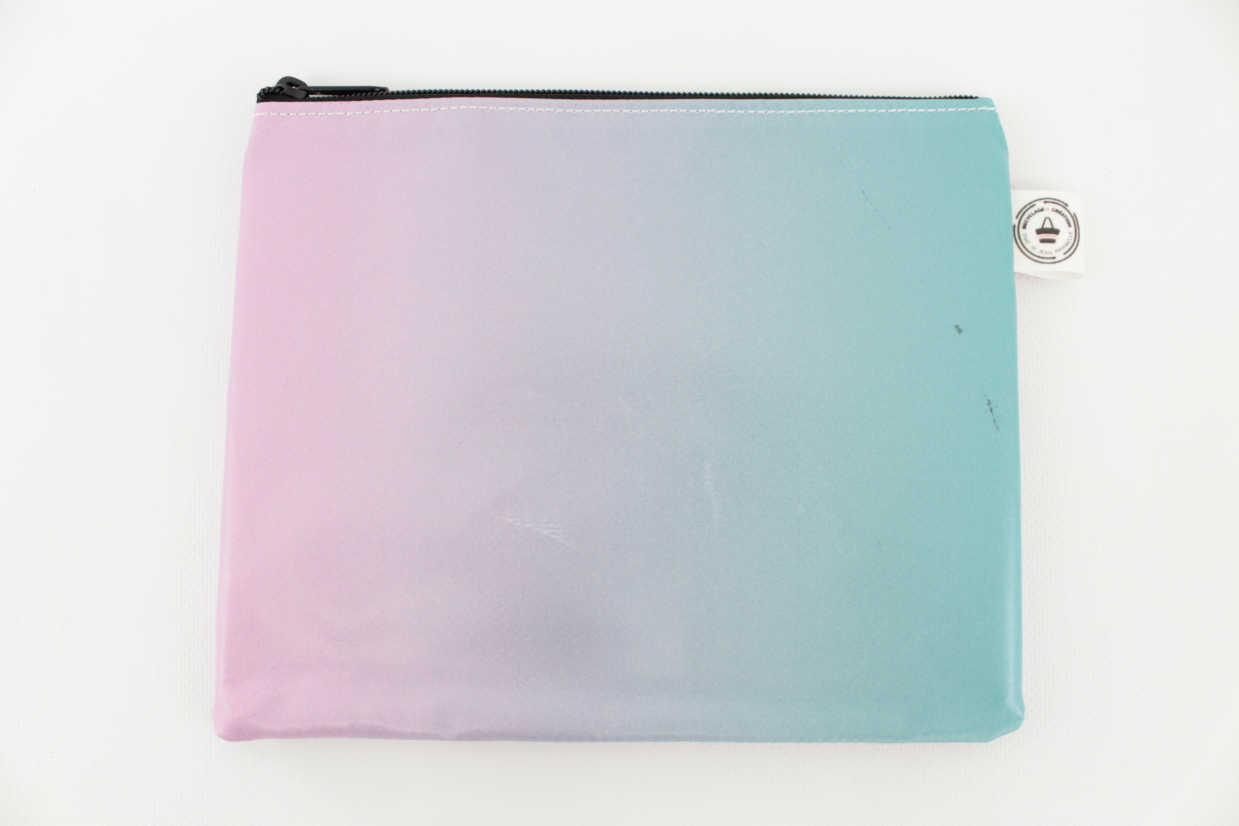 Trousse plate 113