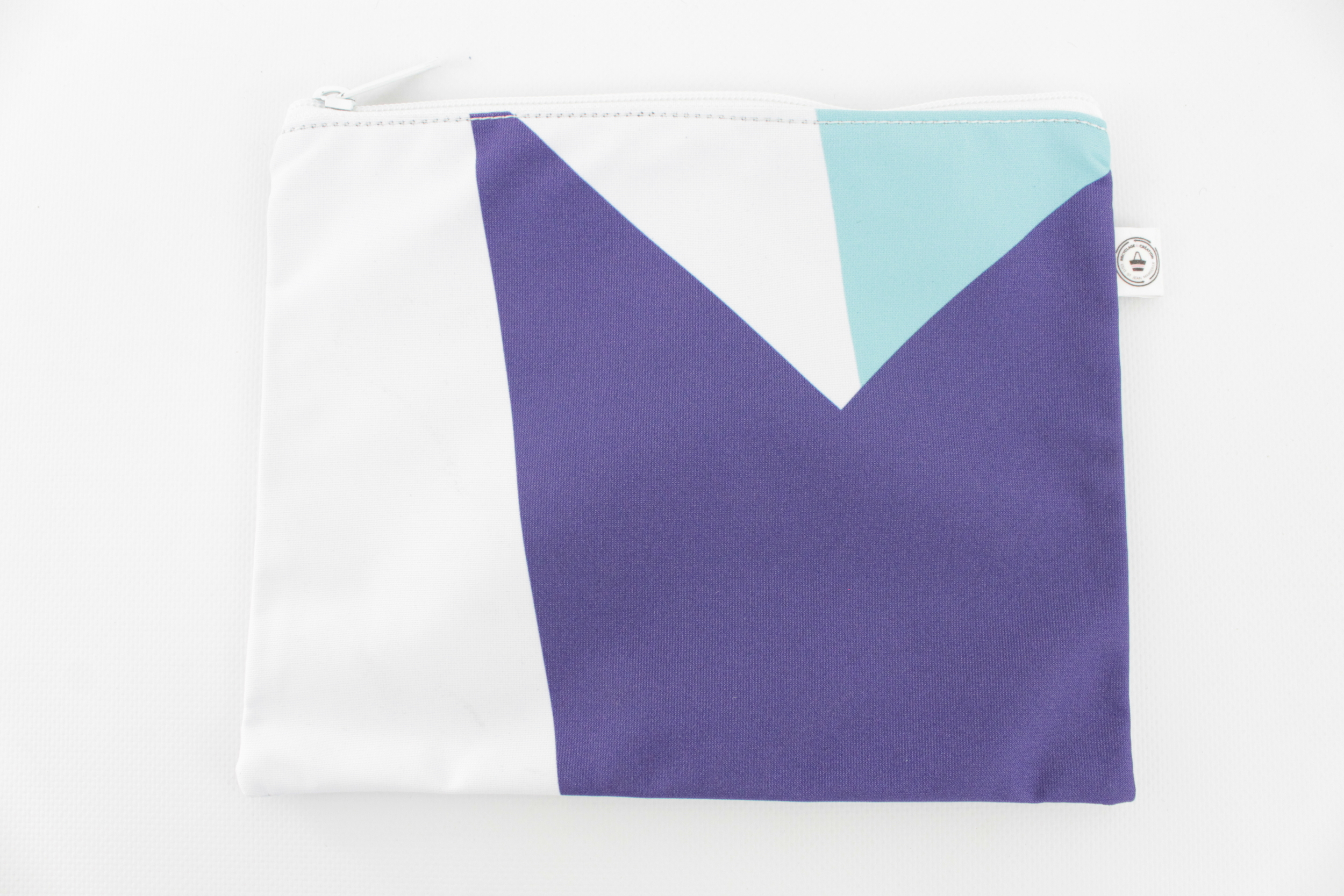 Trousse plate 128