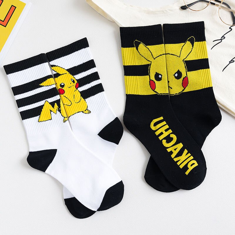 Chaussettes pikachu - Vêtements/Accessoires mode - mondedegamer