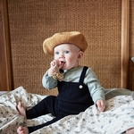 baby-beret-pearl-velvet-blanket-pacifier-AW19-elodie-details-lifestyle_1000px (1)