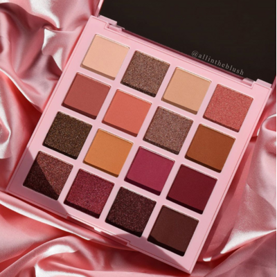 la cosmetics palette pro eyeshadow mastery