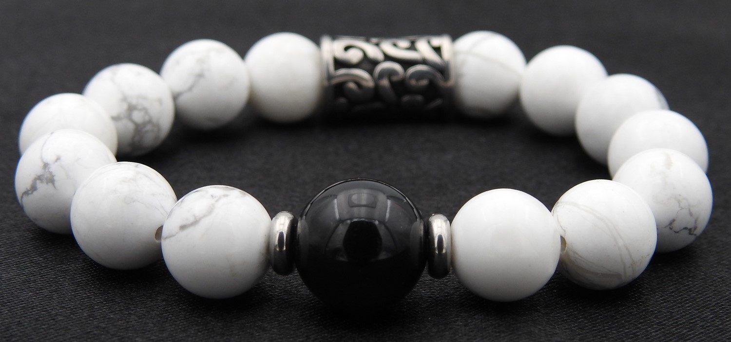 Bracelet LUZERO orné de pierres fines en howlite blanche et obsidienne oeil céleste | Bracelet LUZERO | MomZelle Bijoux | MMC176