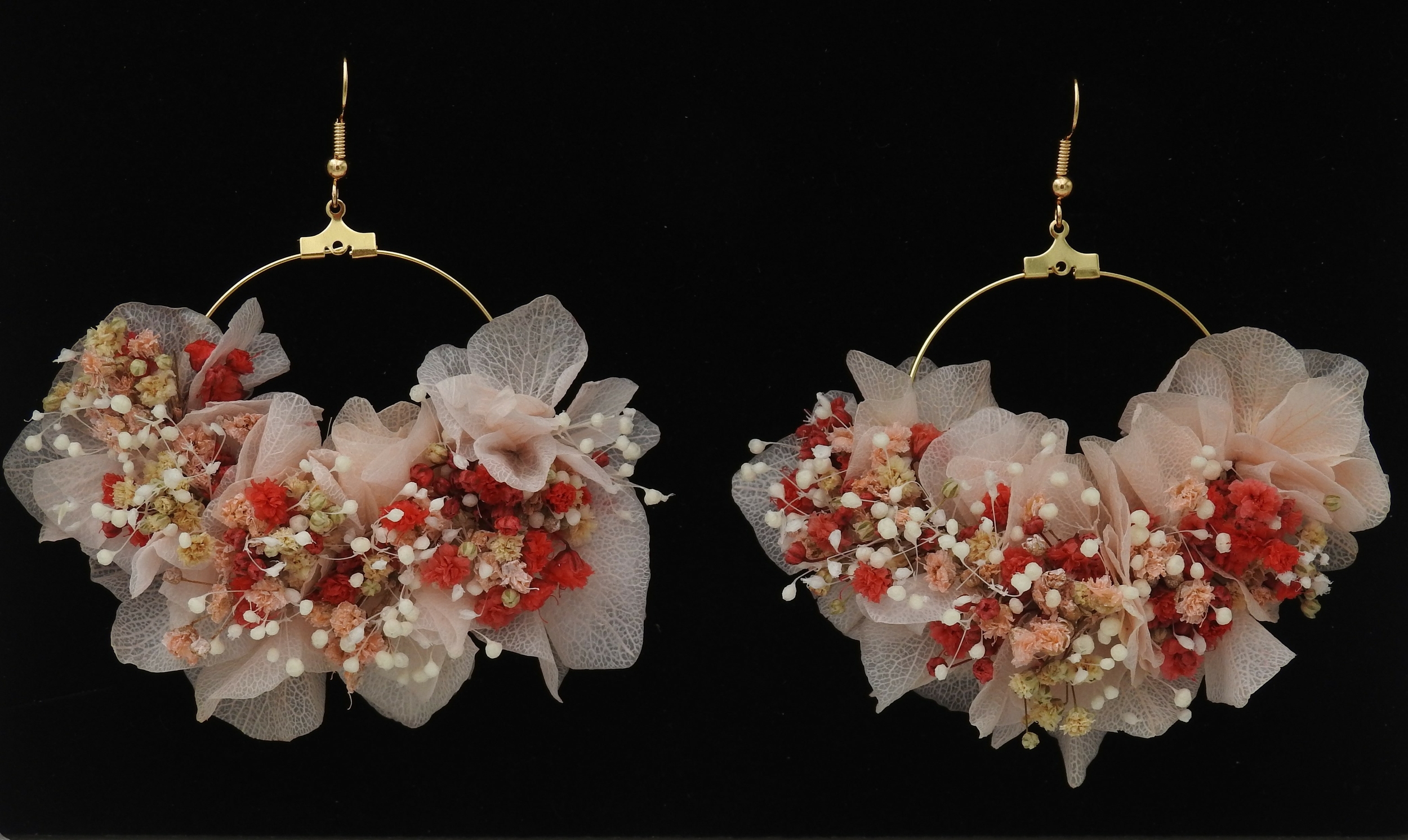 Boucles doreilles fleurs stabilisées | Boucles doreilles ornées de fleurs stabilisées CELIA | MomZelle Bijoux | MMC228