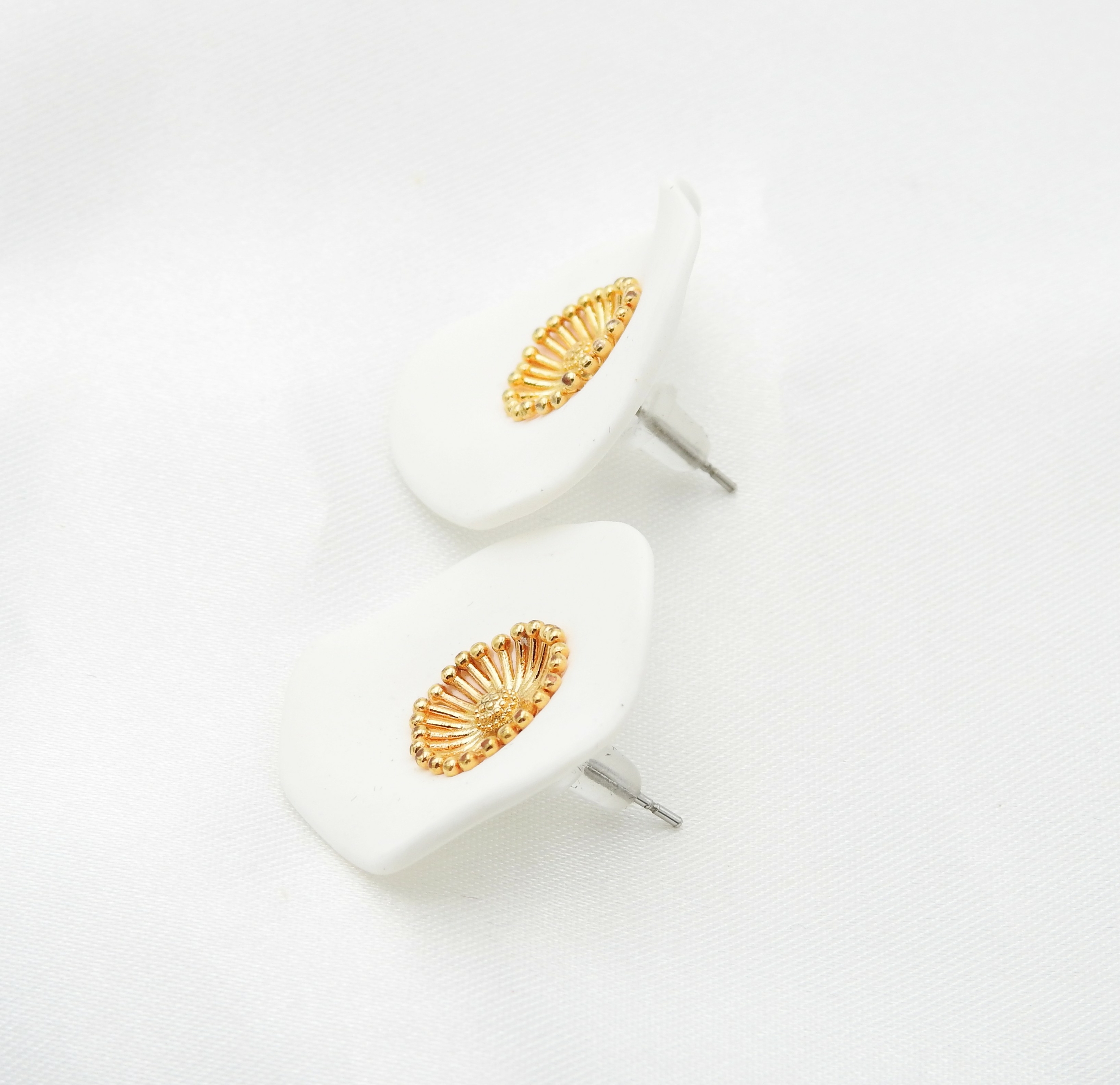 Boucles doreilles en  porcelaine froide | Boucles doreilles en porcelaine froide HELOÏSE| MomZelle Bijoux MMC326