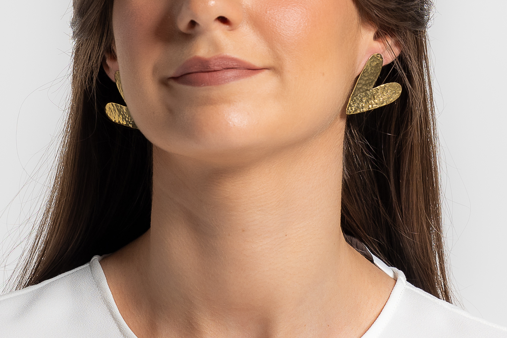 Boucles doreilles en forme de coeur martelé | Boucles doreilles en forme de coeur martelé LEONIE| MomZelle Bijoux MMC328