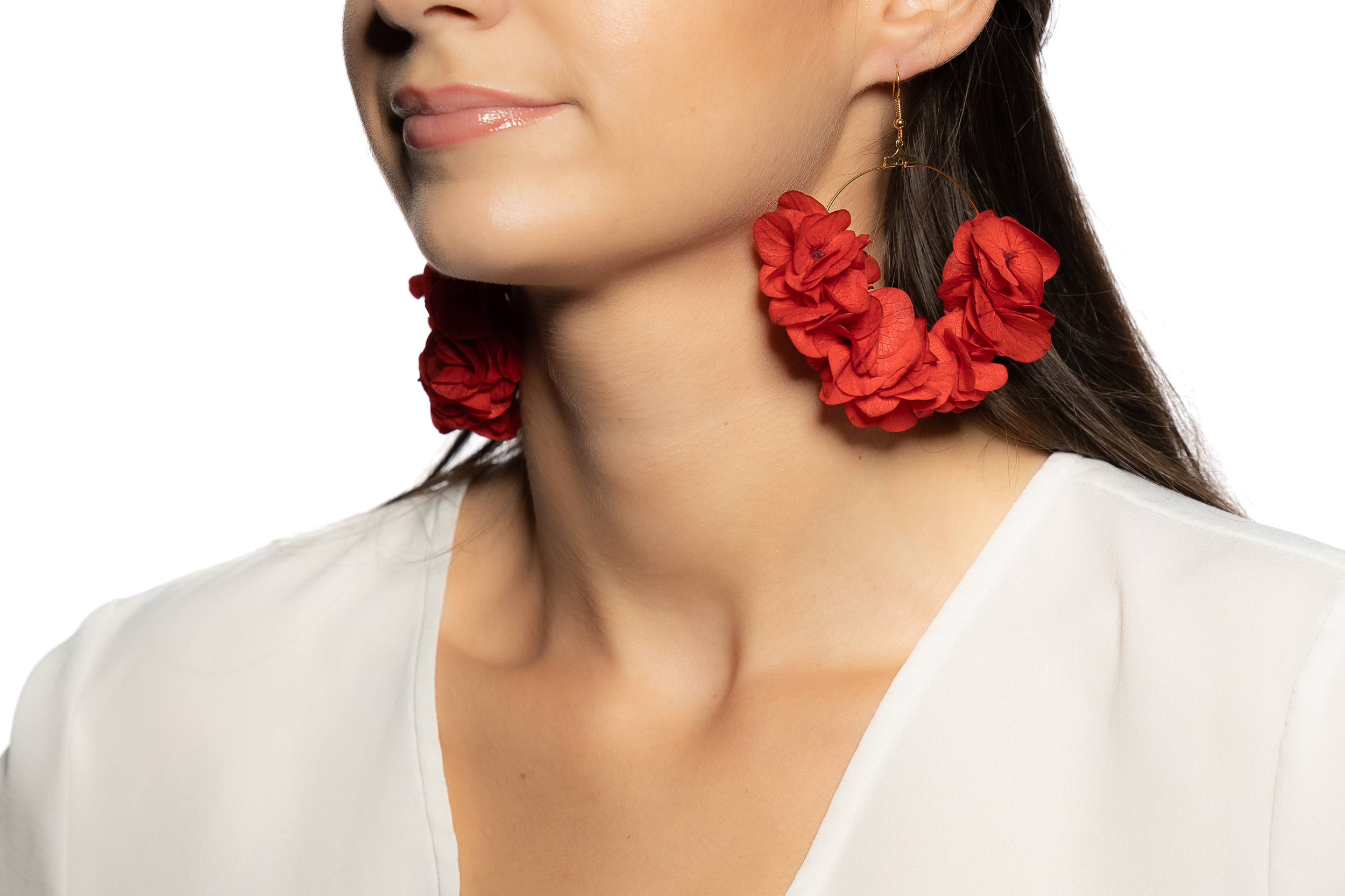 Boucles d'oreilles fleurs stabilisées rouges MALAGA  Mom'Zelle  Osez sublimer votre style avec les incroyables boucles d'oreilles fleurs stabilisées MALAGA