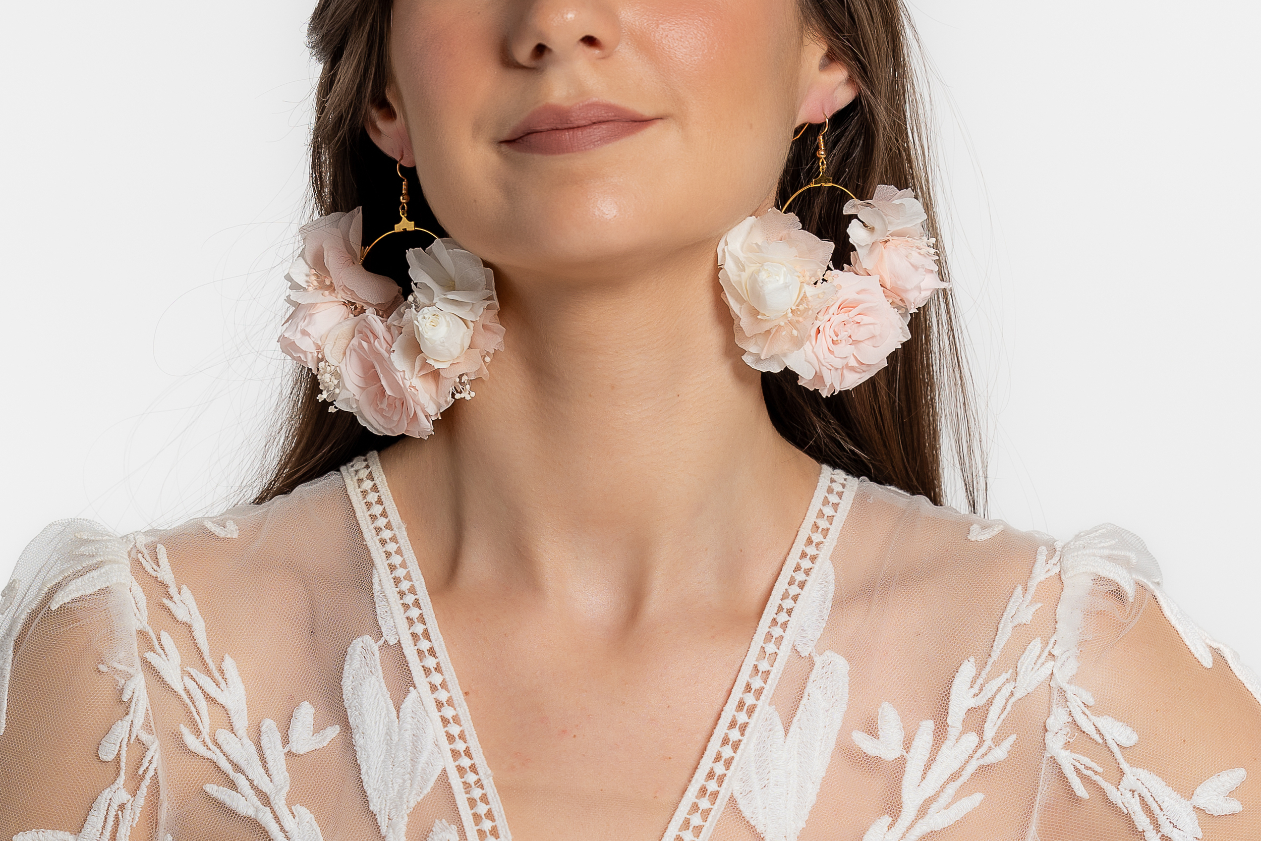 Boucles d'oreilles fleuries ISLA aux accents bohèmes et poétiques