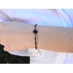 Bracelet SANDRA by MomZelle « Protection » orné de pierres fines avec croix en agate noire MMC106