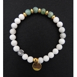Bracelet AZUCENA en pierres fine en émeraude, howlite blanche et perles dorées MMC123 (1)