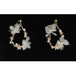 boucles doreilles perles deau douce et fleurs stabilisées LIRIA | MomZelle bijoux |MMC237
