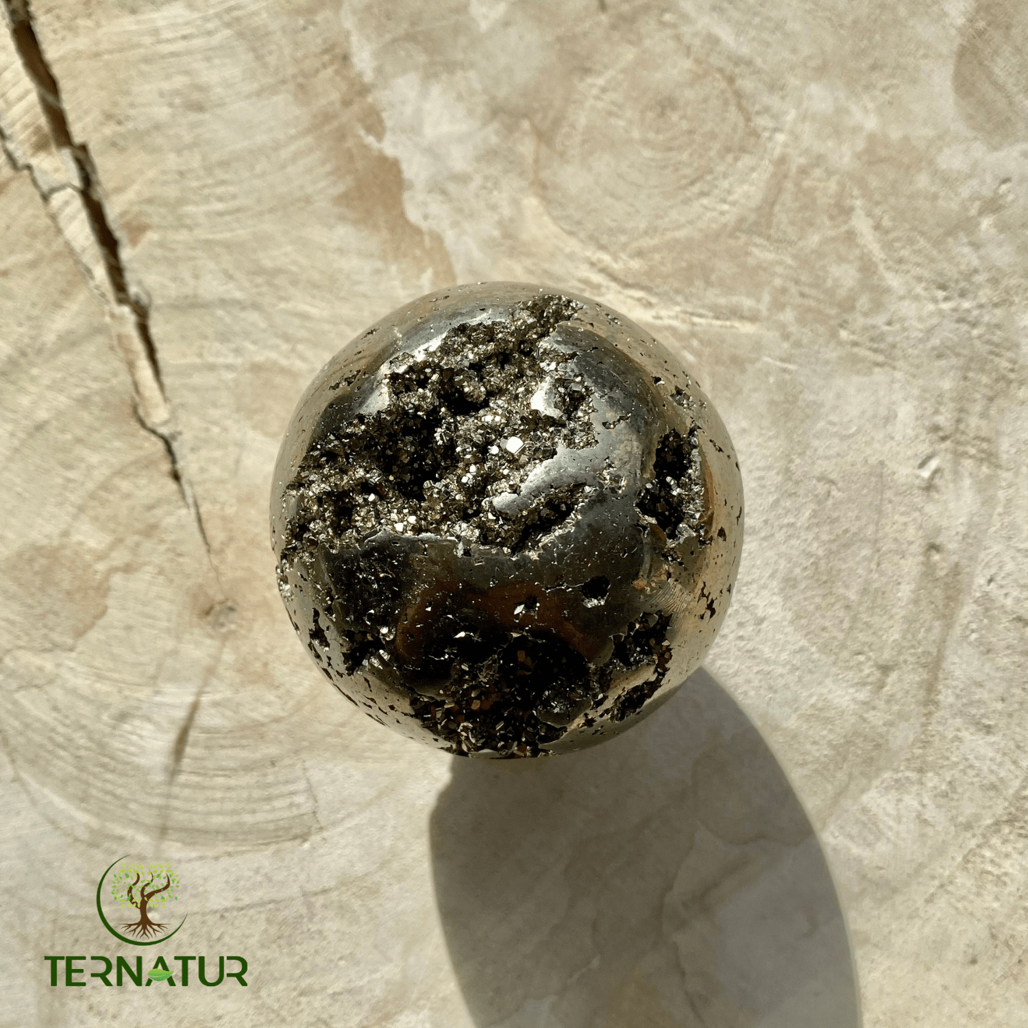 ternatur-sphère-pyrite
