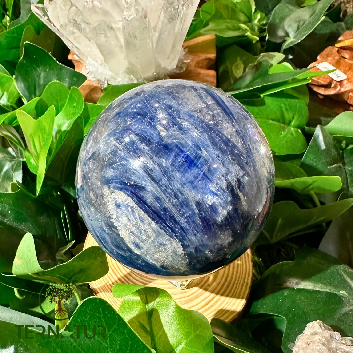sphere-cyanite-bleue