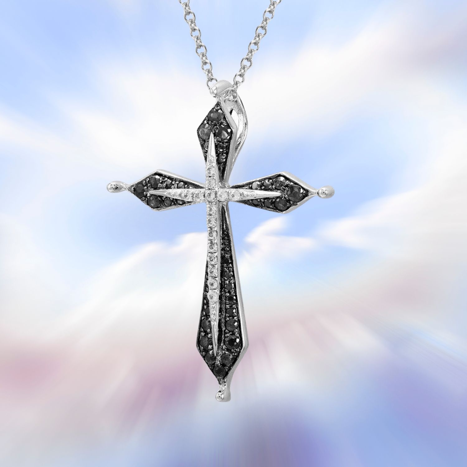 croix-spinelle-noire