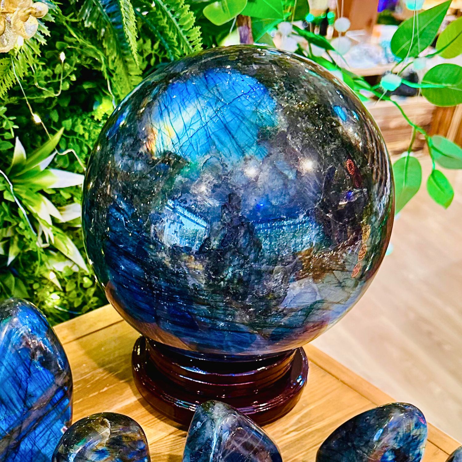 labradorite-sphere