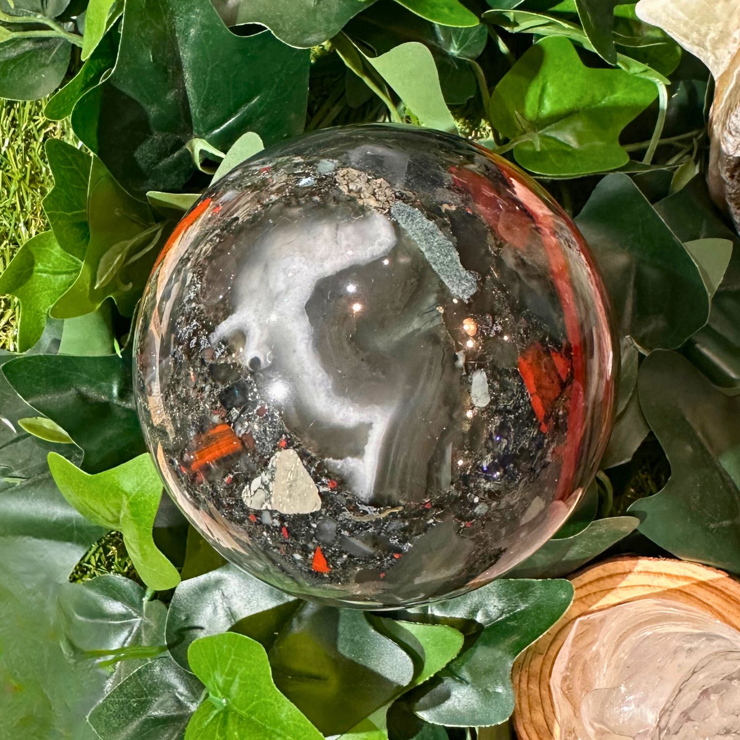 sphere-jaspe-sanguin-heliotrope17