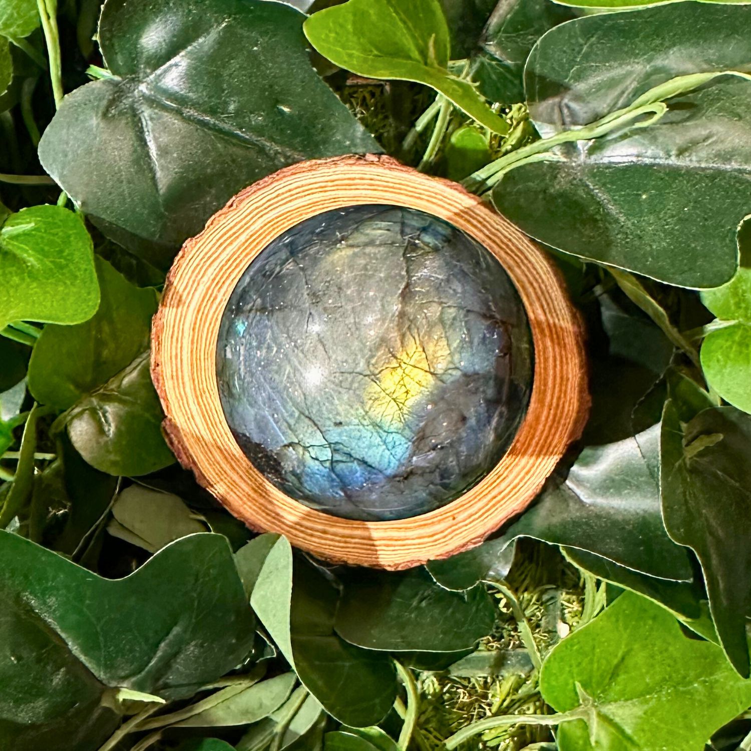 LABRADORITE_sphere1