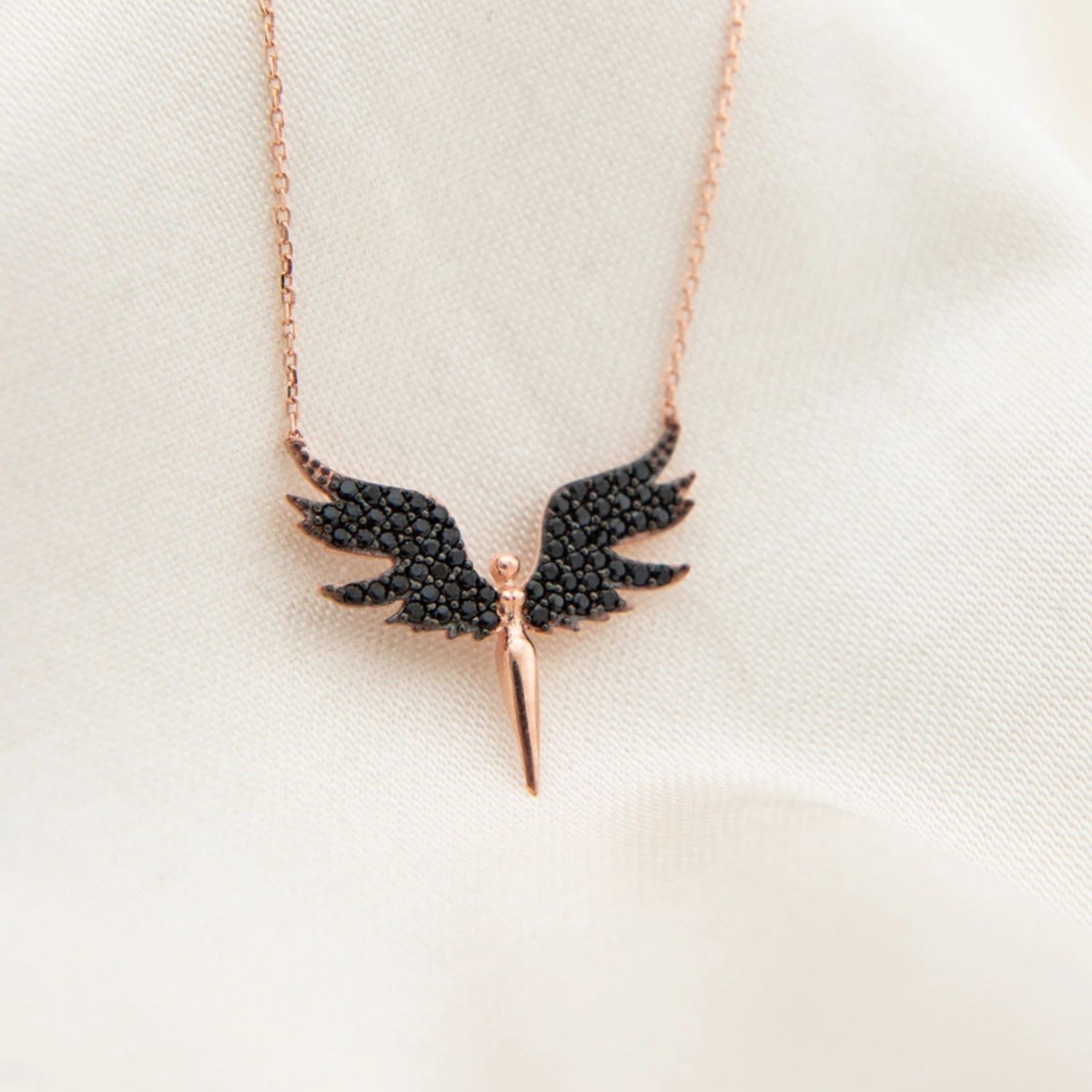 pendentif-ange-spinelle4