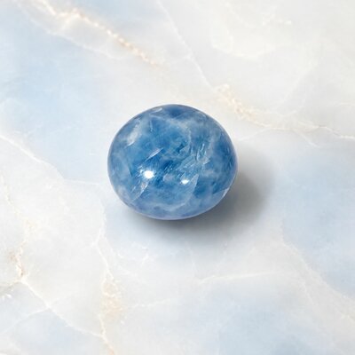 GALET_CALCITE_BLEUE