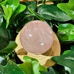 sphere-quartz-rose