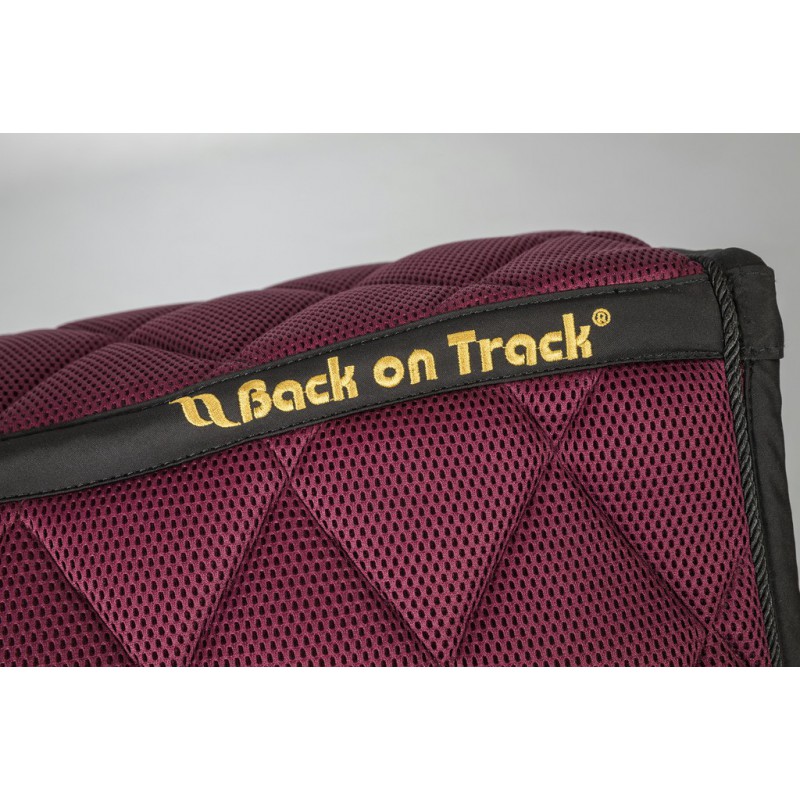 Tapis de Selle Back on Track Airflow7