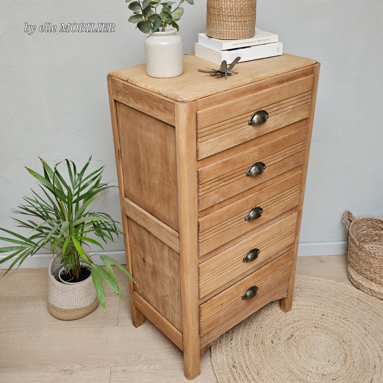 20250324_162330ancien chiffonnier  en bois brut et poignées coquilles vintage brocante