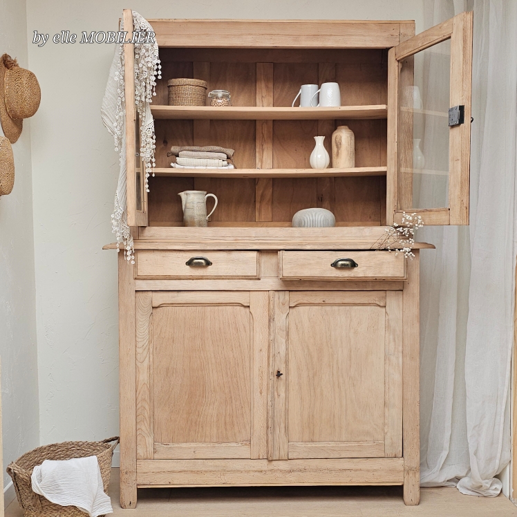 20250424_095451vaisselier-ancien-bois-brut-hetre-vitrine-by-elle-mobilier