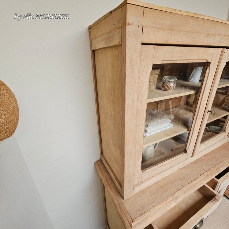 20250424_095310vaisselier-ancien-bois-brut-hetre-vitrine-by-elle-mobilier