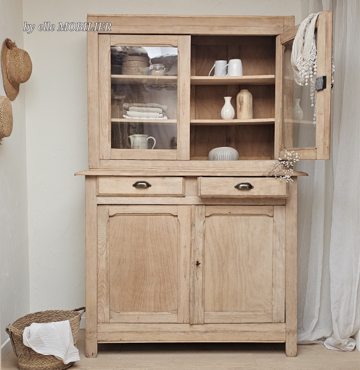 20250424_095605vaisselier-ancien-bois-brut-hetre-vitrine-by-elle-mobilier