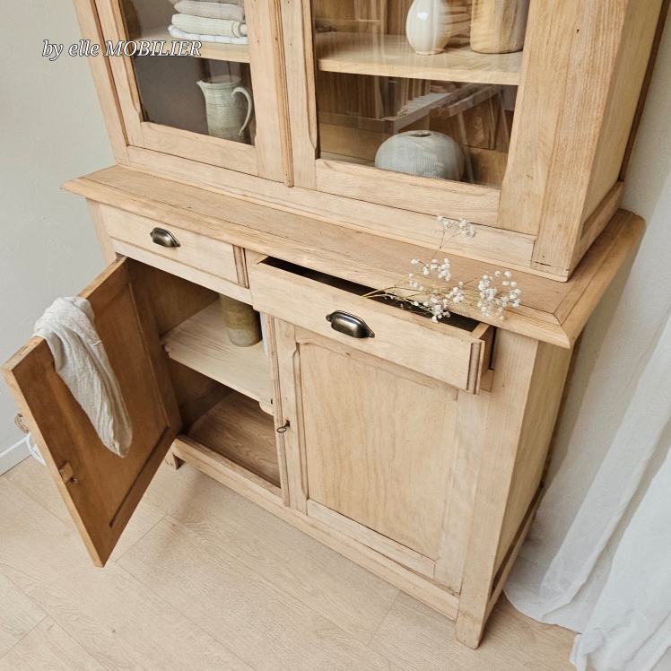 20250424_095241vaisselier-ancien-bois-brut-hetre-vitrine-by-elle-mobilier