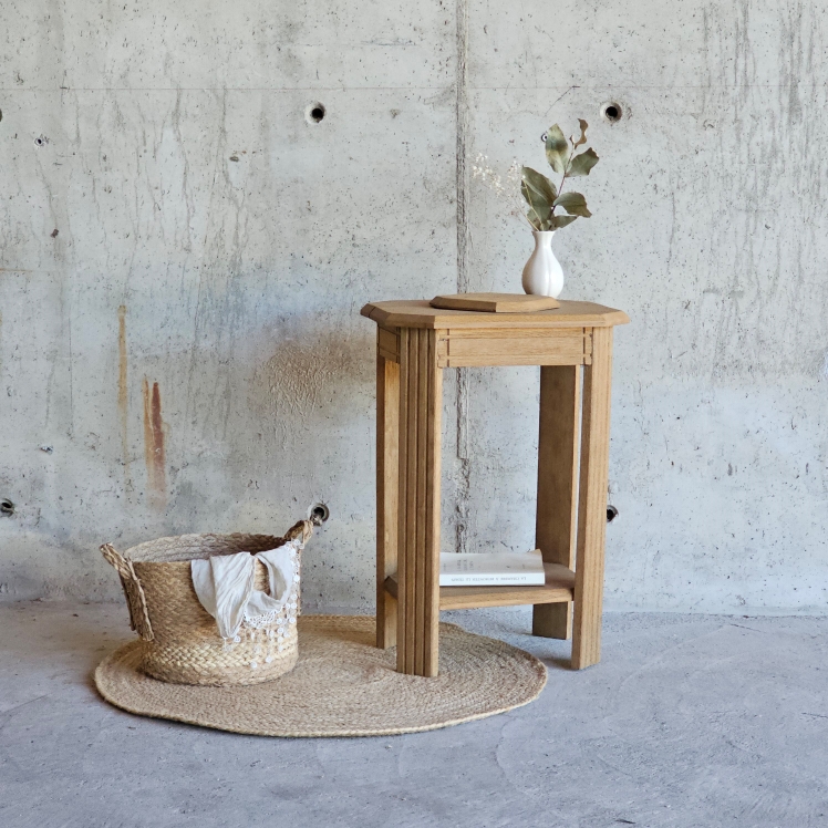 20250530_110818sellette art deco en chene avec etagere et rangement