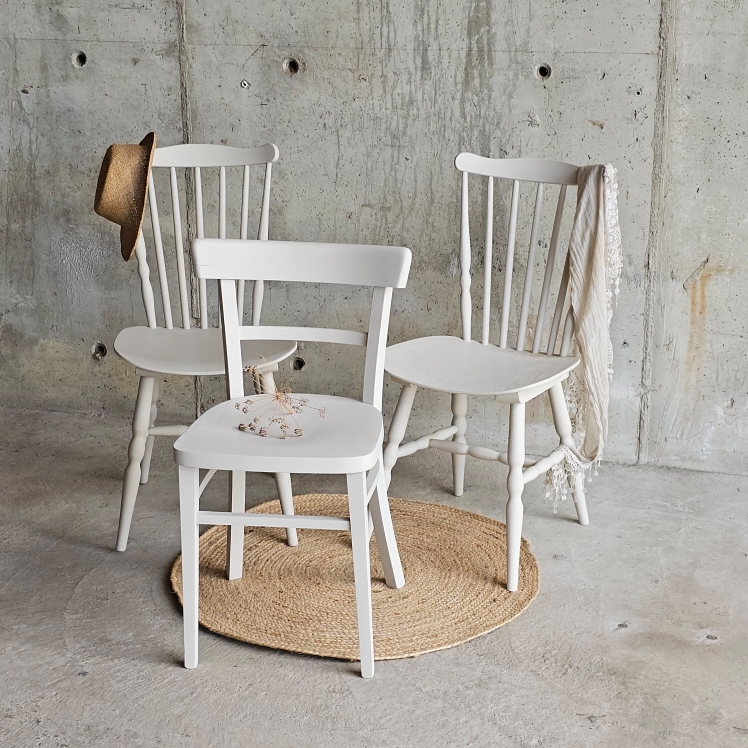 20250603_100237trio de chaise vintage -chaise bistrot - beige-brocante-ameublement