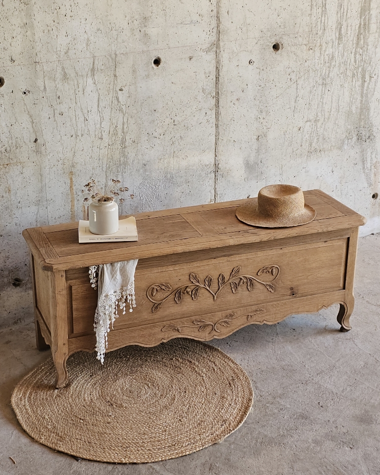 20250627_134326ancien coffre banc en chene