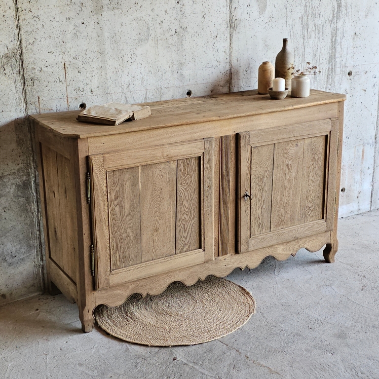 ancien buffet 2 porte style louis xv en chene brut20250630_112446