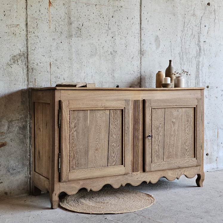 ancien buffet 2 porte style louis xv en chene brut20250630_112425