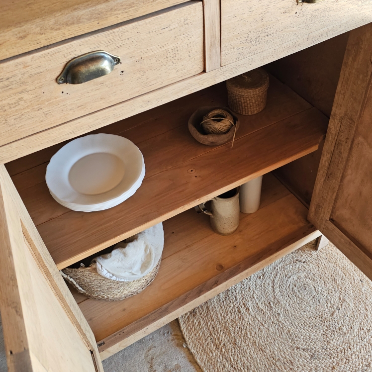 ancien buffet 2 porte en chêne -clair20250701_173648