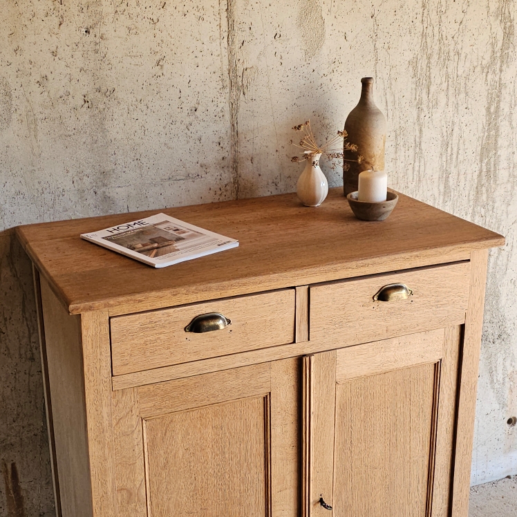 ancien buffet 2 porte en chêne -clair20250701_173933