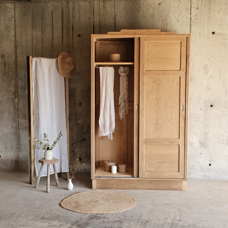 Armoire vintage – portes coulissantes – penderie et étagères – années 50:6020250814_172214