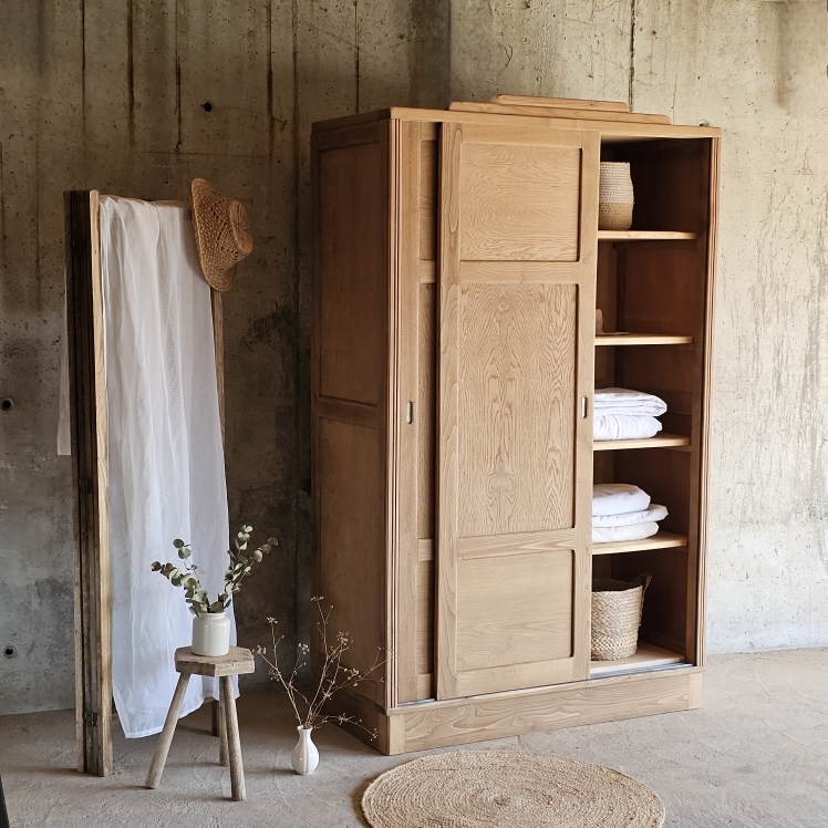 Armoire vintage – portes coulissantes – penderie et étagères – années 50:6020250814_171900