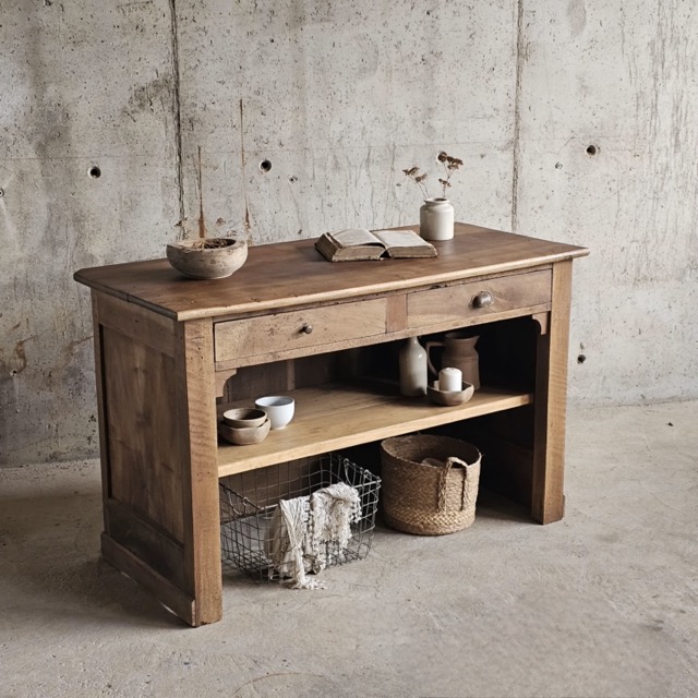 20250904_160742ancien meuble de metier bois noyer massif matelier ilot  Moyenne