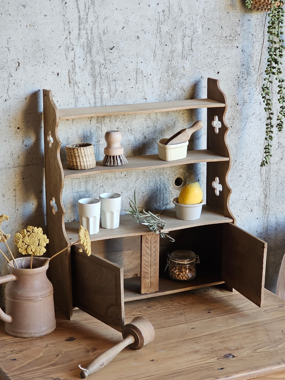 ancienne etagere avec placard à poser vintage bois brut chêne20251104_111658