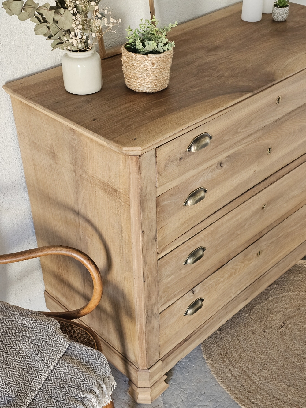 Commode ancienne en bois massif orme (1)20260114_131813